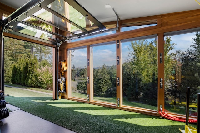 view of unfurnished sunroom