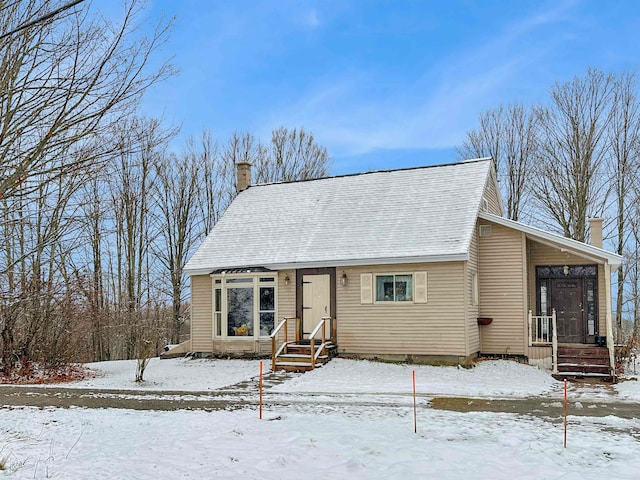 view of front of property