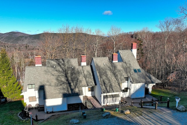 bird's eye view with a mountain view