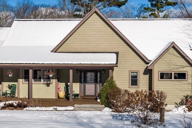 view of front of house with covered porch