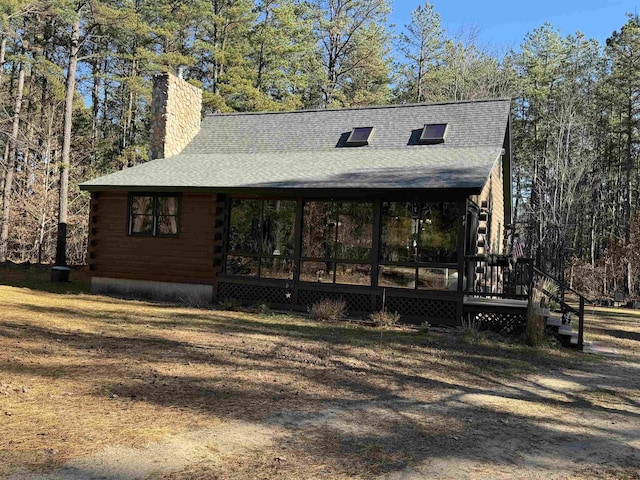 view of front of property featuring a deck