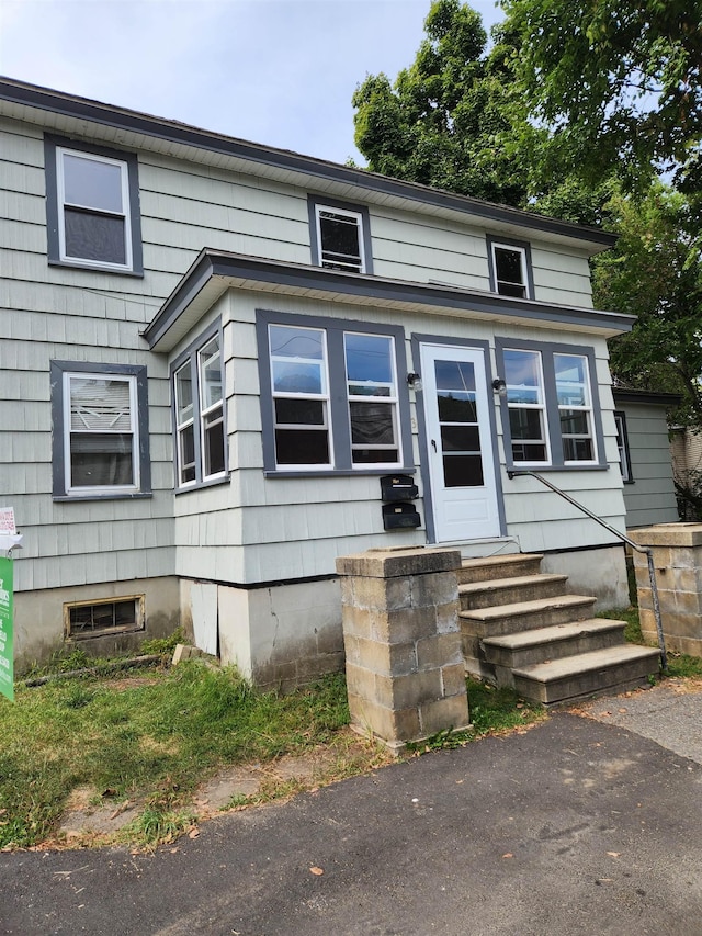 view of front of house