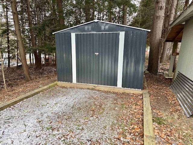 view of outbuilding