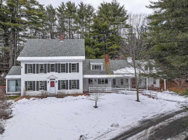 view of front of property