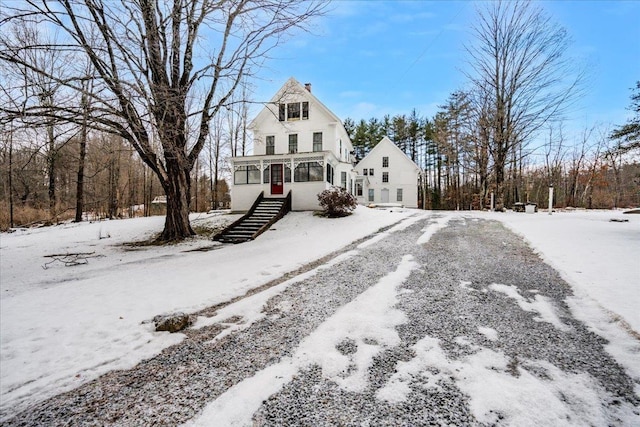 view of front of home