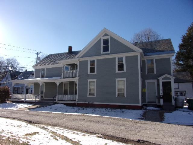 Listing photo 3 for 141 Green St, Brattleboro VT 05301