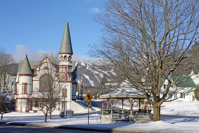 360 Okemo Trailside Ext Unit 37C, Ludlow, VT 05149 - snow covered property