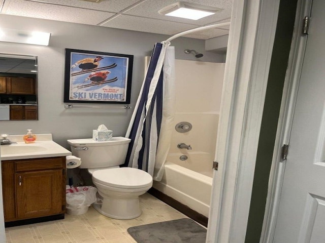 full bathroom with shower / tub combo, vanity, and toilet