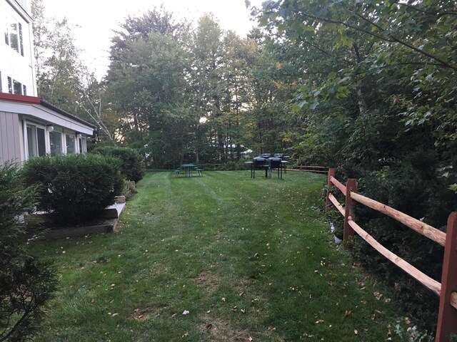 view of yard featuring fence