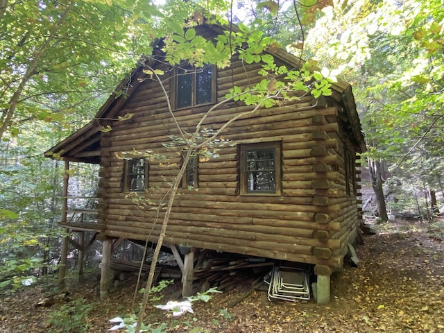 view of home's exterior