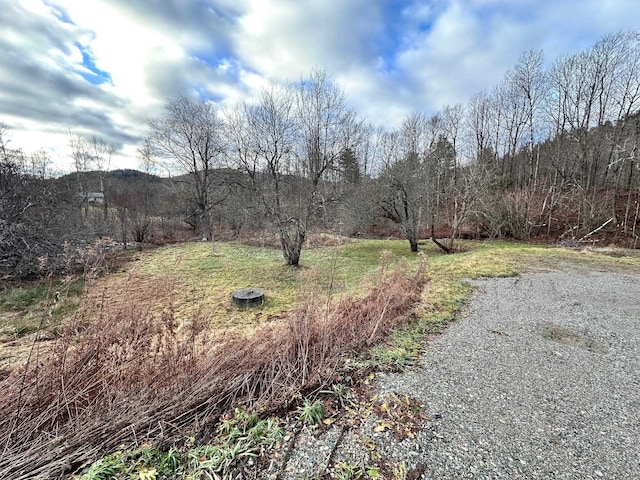 Listing photo 2 for 2638 Huntington Rd, Richmond VT 05477