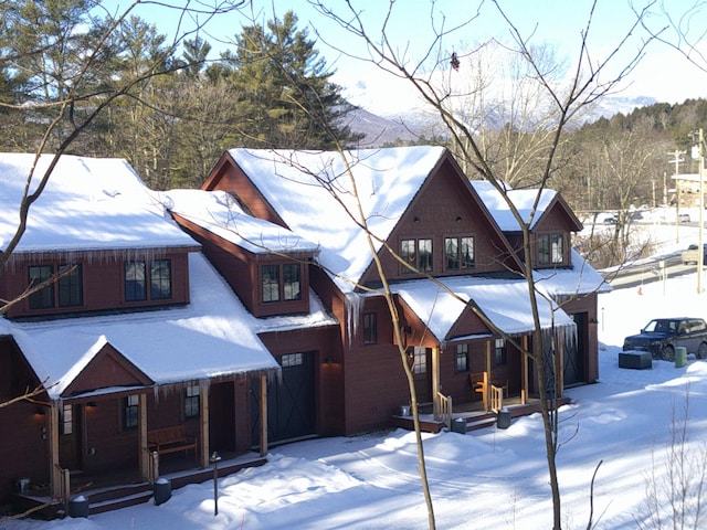 view of front facade featuring covered porch