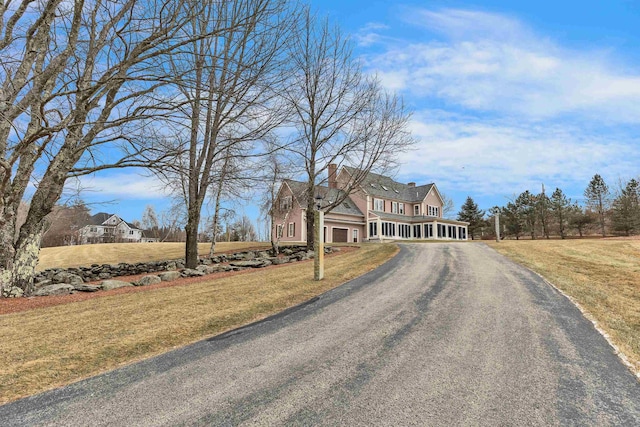 view of front of house with a front lawn