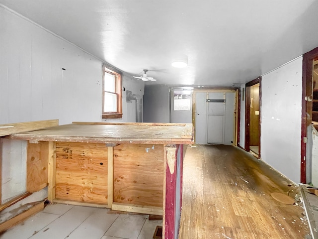 kitchen with ceiling fan