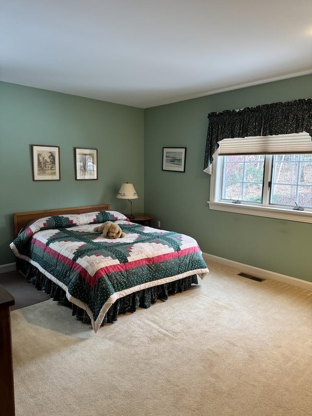 view of carpeted bedroom