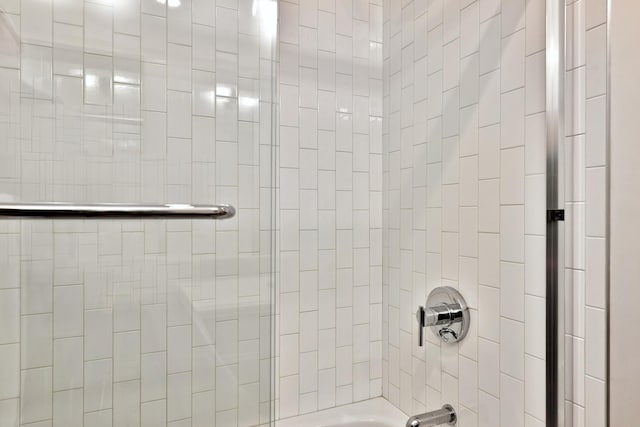 bathroom featuring enclosed tub / shower combo