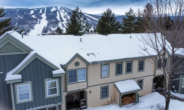 exterior space featuring a mountain view