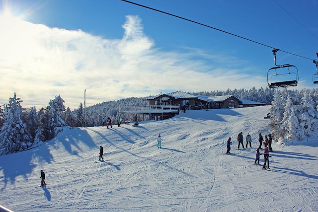 view of surrounding community