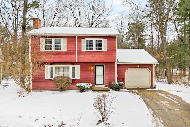 view of front facade featuring a garage