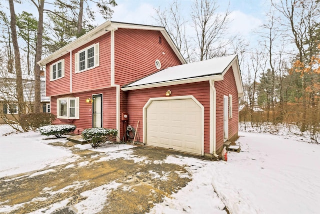 view of front of house featuring a garage