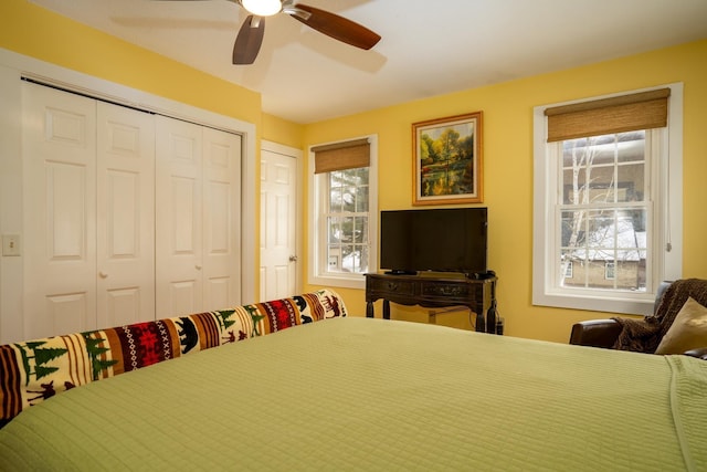 bedroom with ceiling fan