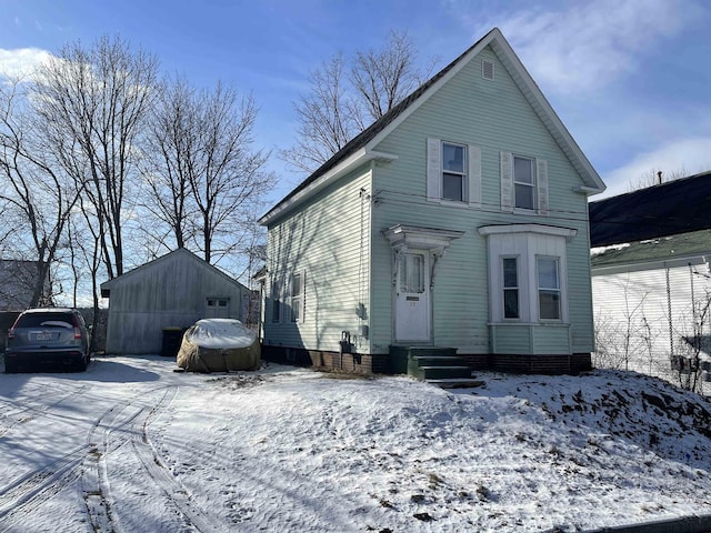 view of front of property