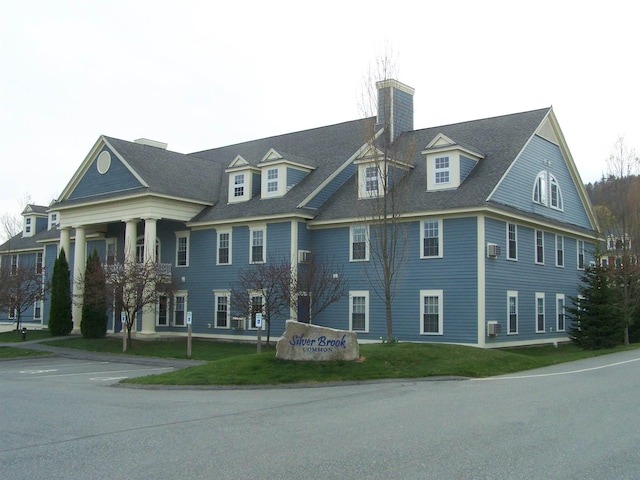 exterior space featuring a lawn