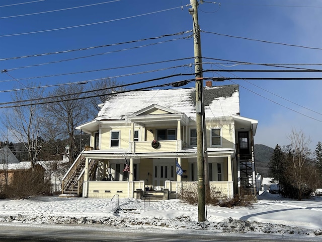 Listing photo 3 for 127 Main St, Colebrook NH 03576