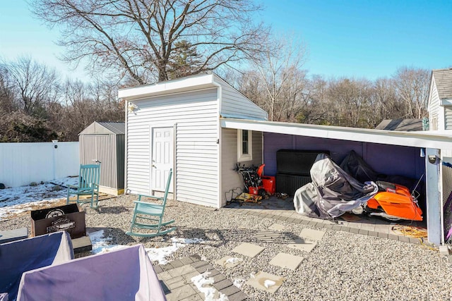 view of outbuilding