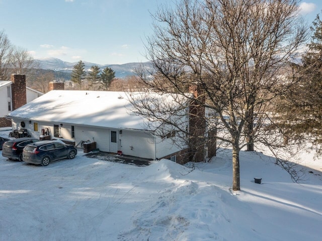 exterior space with a mountain view