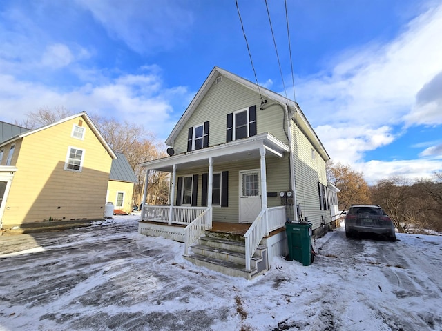 view of front of house featuring covered porch