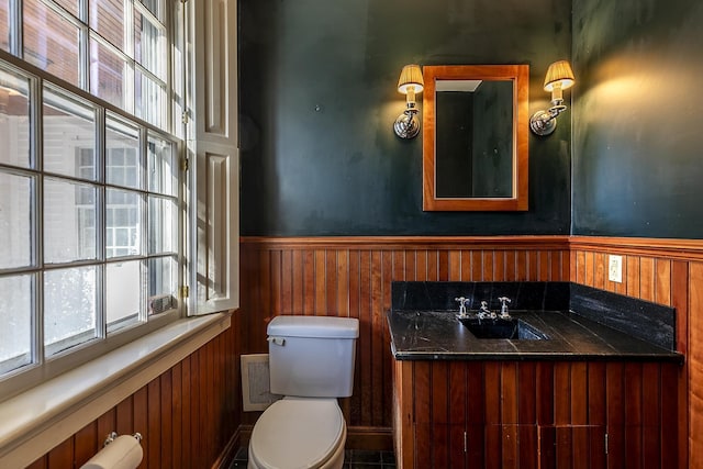 bathroom featuring sink and toilet