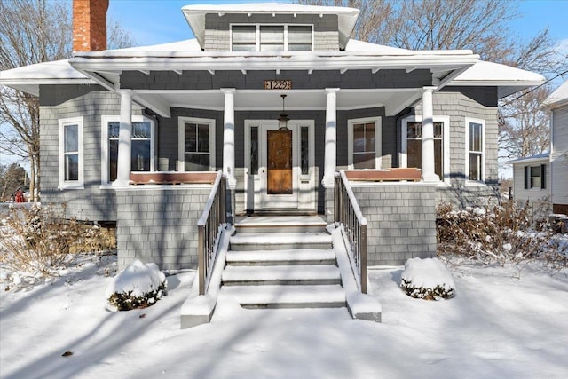 view of front of house featuring a porch