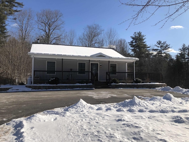 view of front of property with a porch