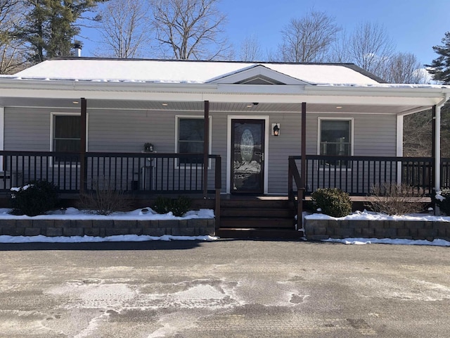 view of front of home with covered porch