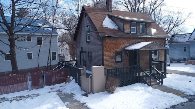 view of front of property