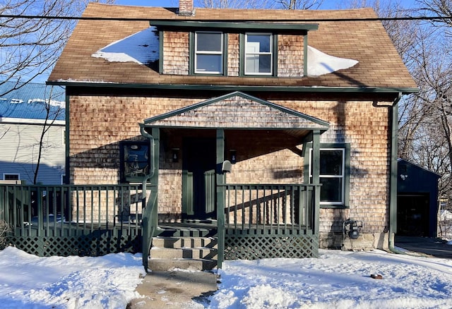 view of front of home featuring a wooden deck