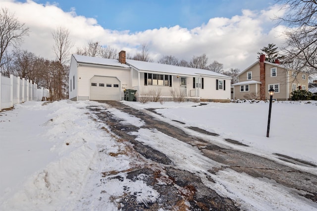 view of front facade featuring a garage