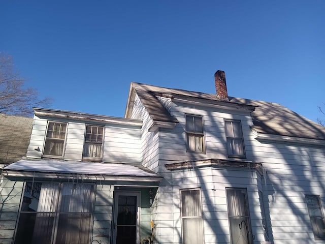 Listing photo 2 for 9 E St, Nashua NH 03060