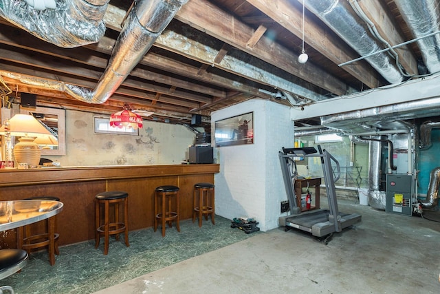 basement featuring bar area