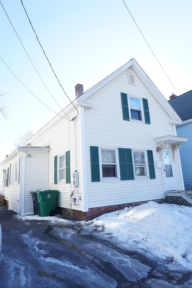 view of front of house