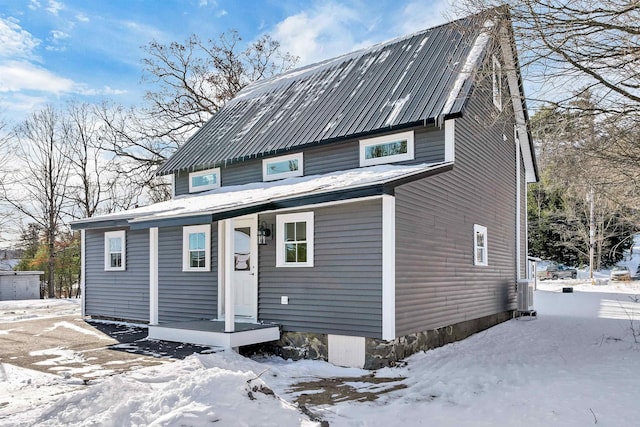 95 Plymouth St, Meredith, NH 03253 - view of front facade