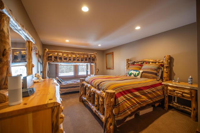 bedroom featuring carpet floors