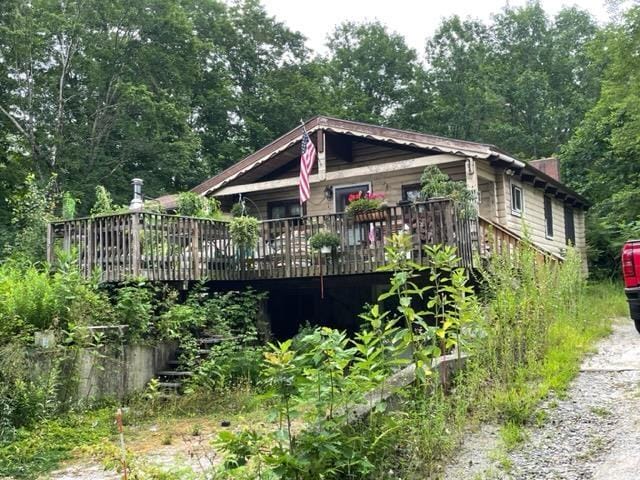 view of front of house featuring a deck