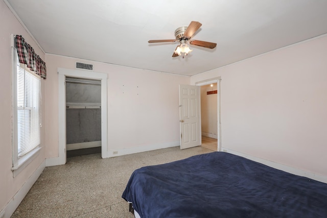 bedroom with ceiling fan