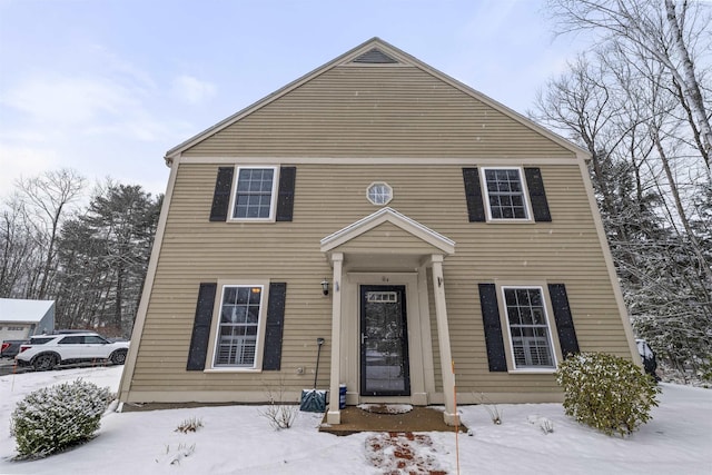 view of front of property