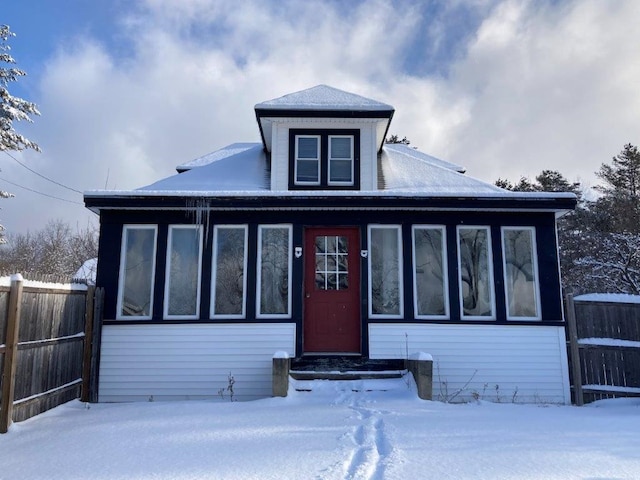 view of front of home