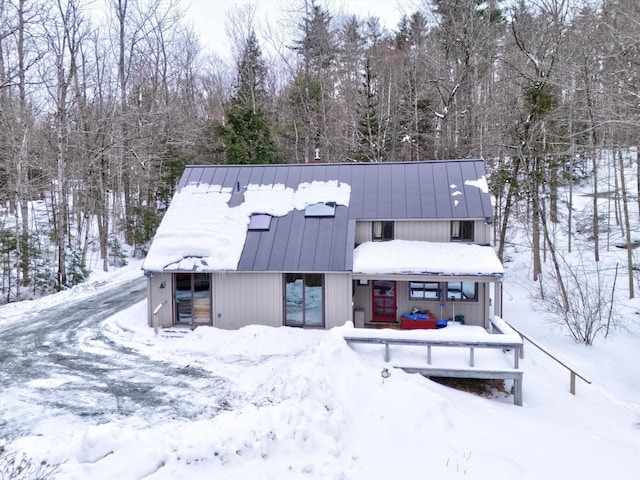 view of front of home