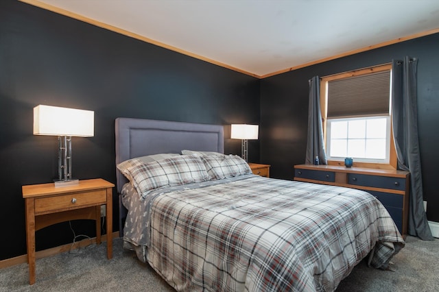 bedroom featuring carpet floors