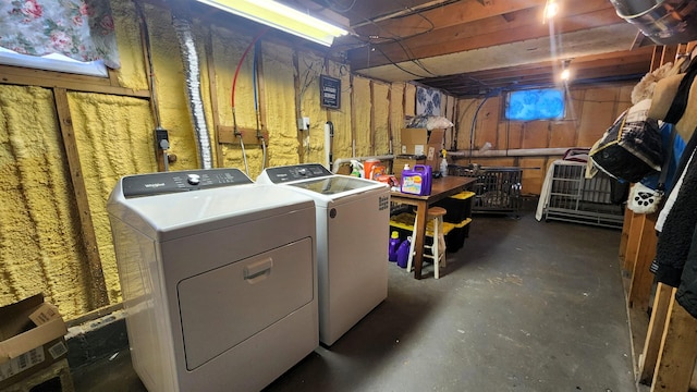 laundry room featuring independent washer and dryer